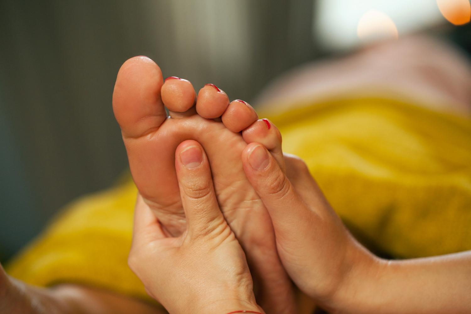 Massage pieds pour femme dans spa 1